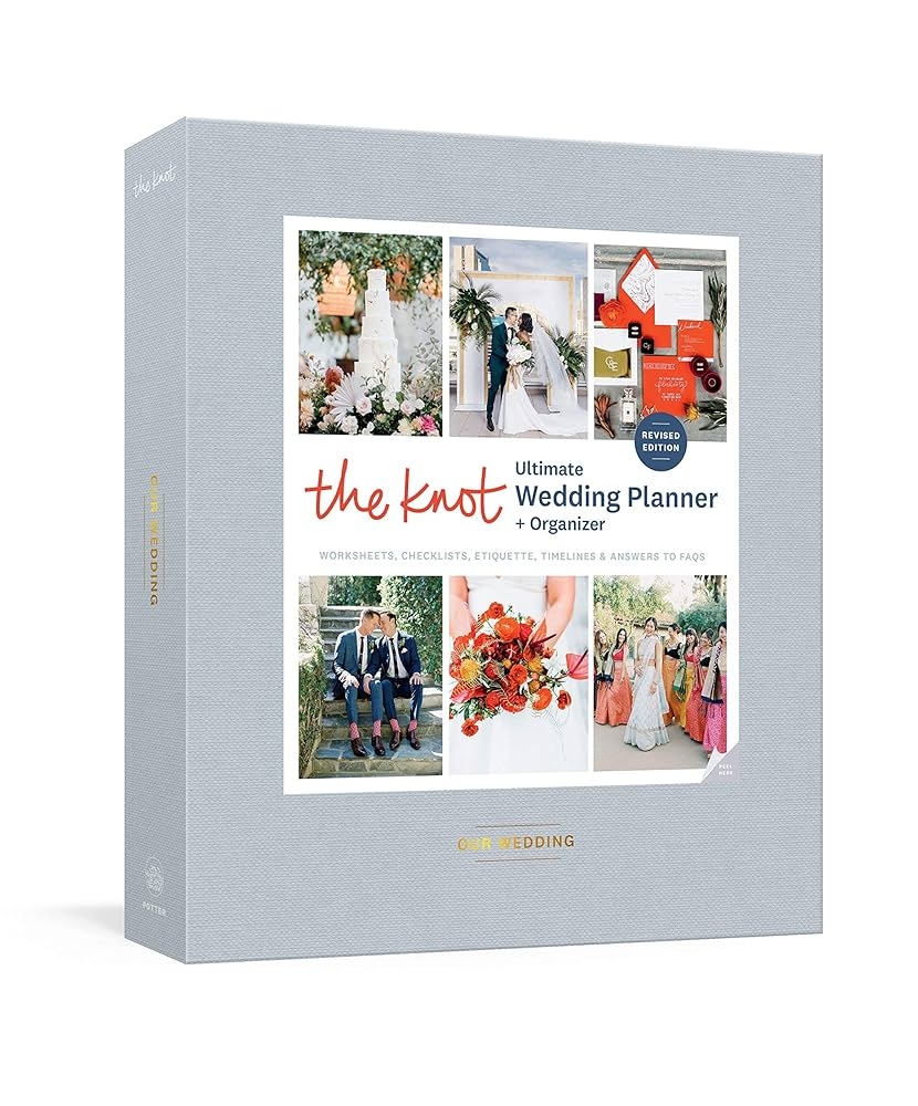 The Knot Ultimate Wedding Planner And Organizer Revised And Updated binder Worksheets Checklists Inspiration Calendars And Pockets Ring bound Editors Of The Knot Amazon Books